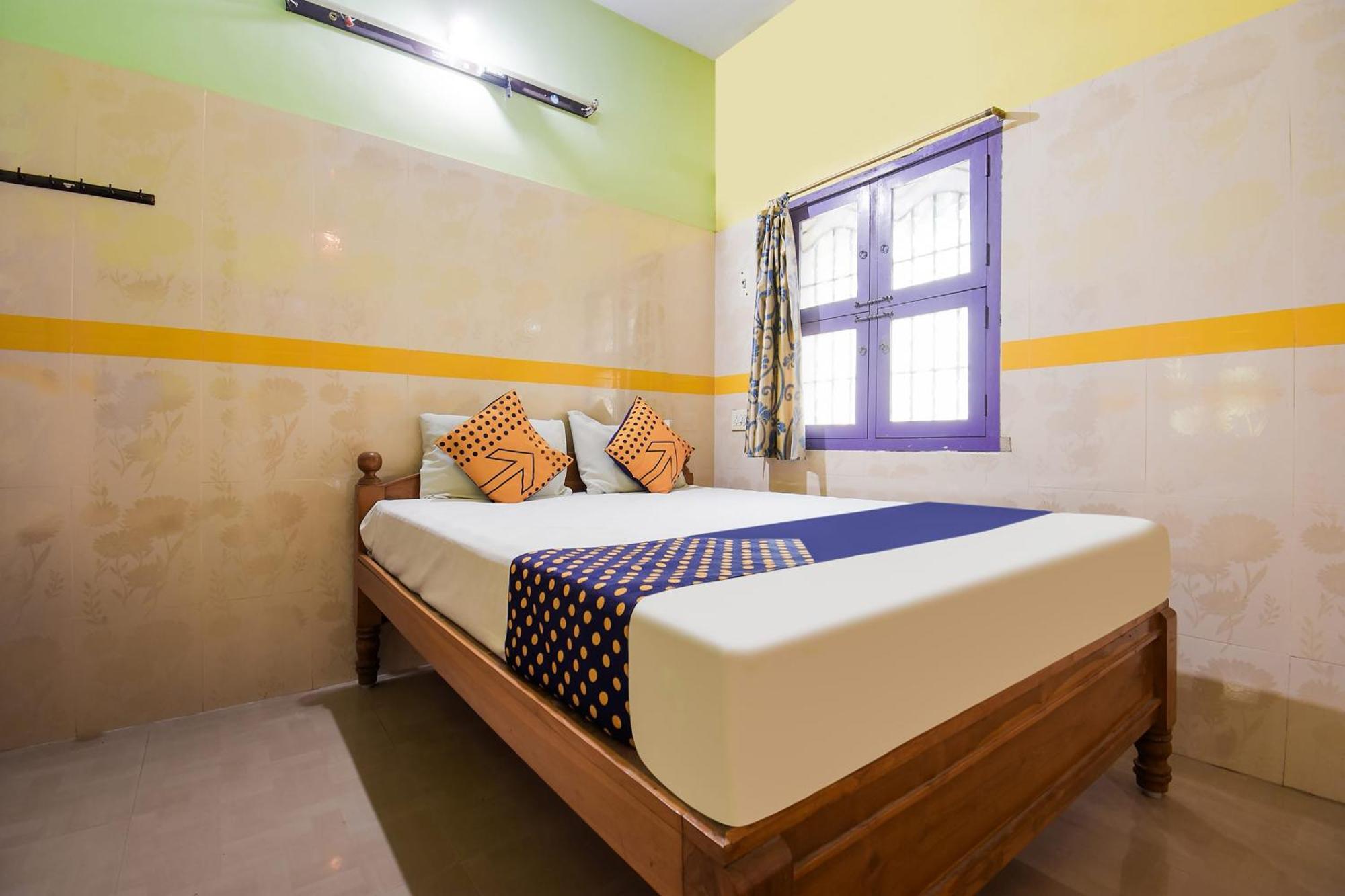 Hotel O K.S.Lodge Tribhuvanam Экстерьер фото