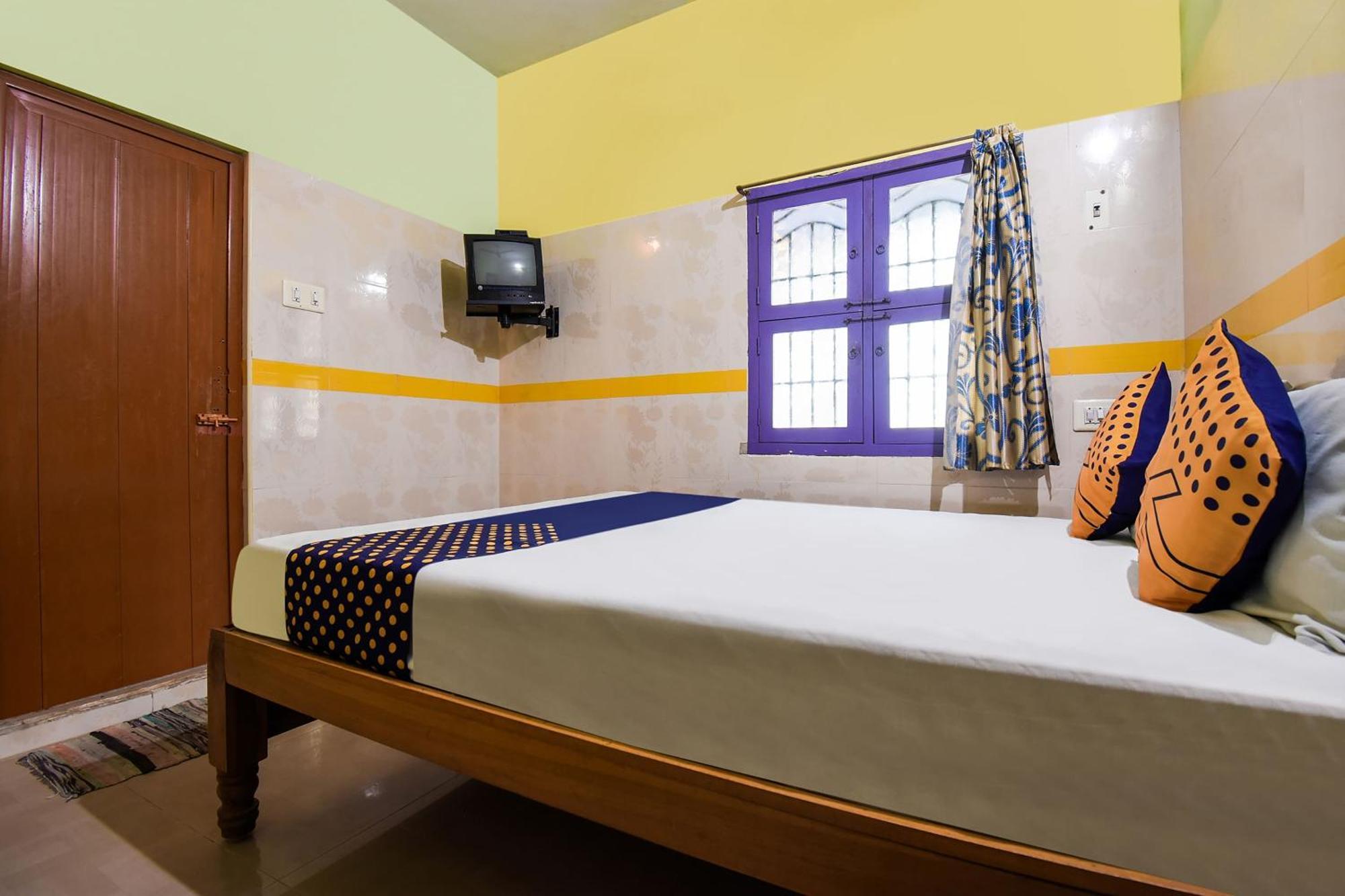 Hotel O K.S.Lodge Tribhuvanam Экстерьер фото