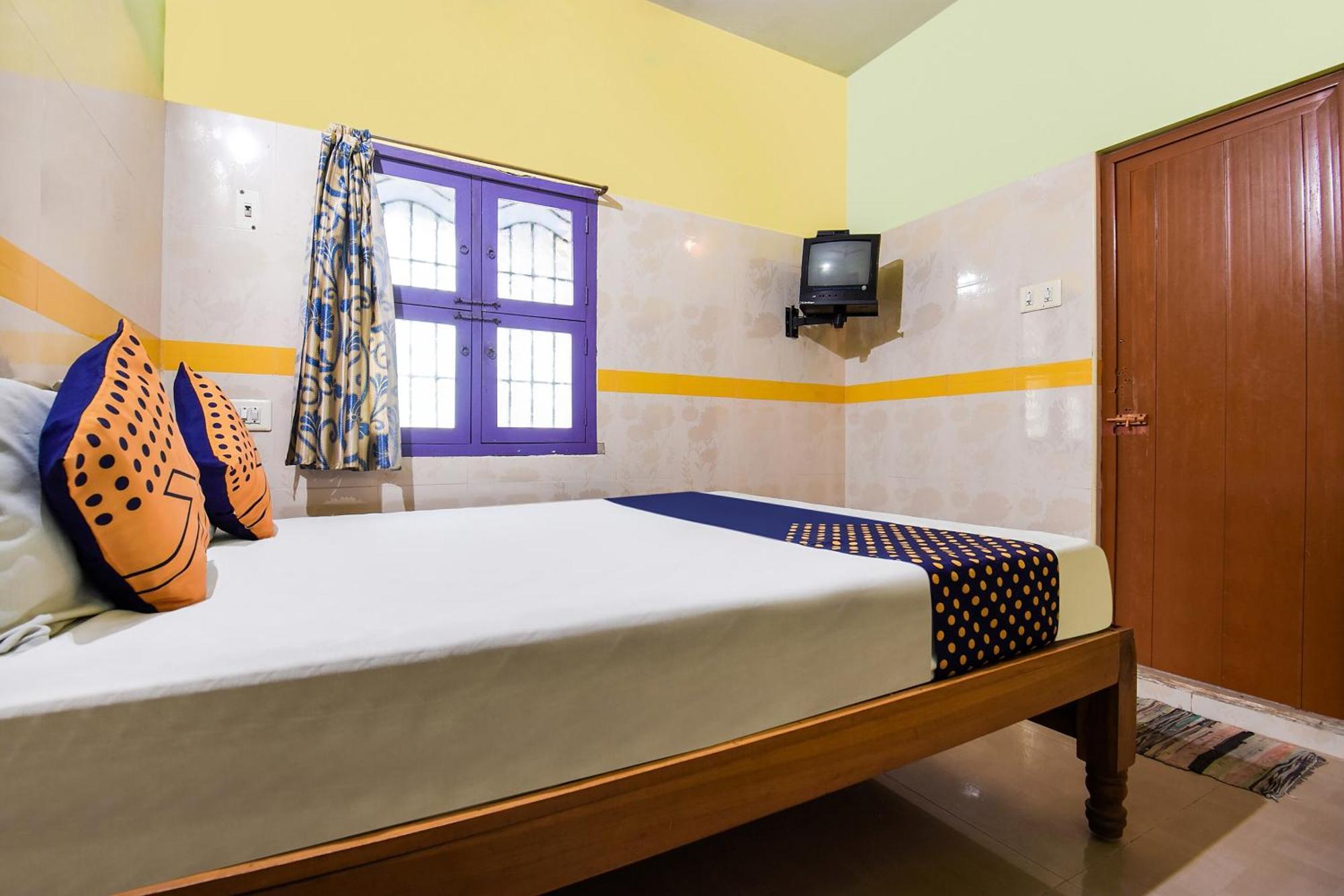 Hotel O K.S.Lodge Tribhuvanam Экстерьер фото
